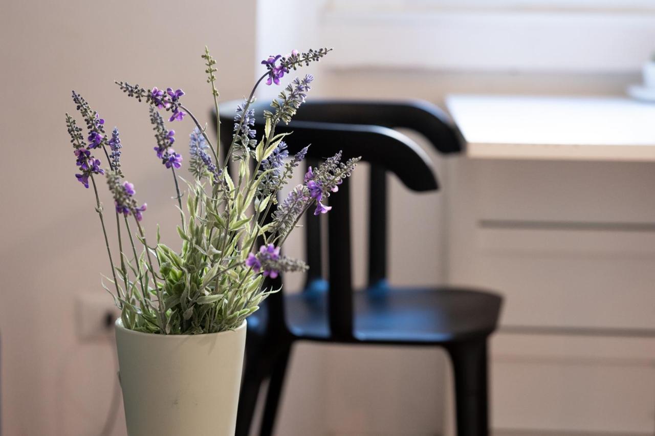 Cozy Apartment near Navigli Mediolan Zewnętrze zdjęcie